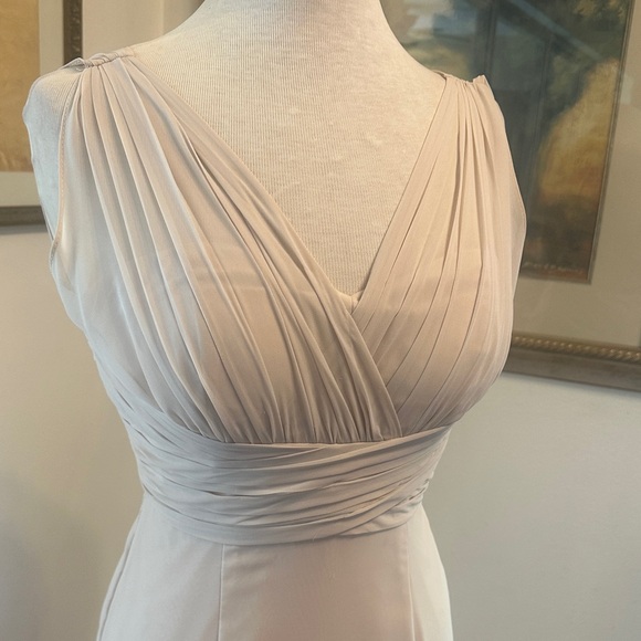 Bill Levkoff Elegant Cream Evening Gown Size 2 - Picture 3 of 14
